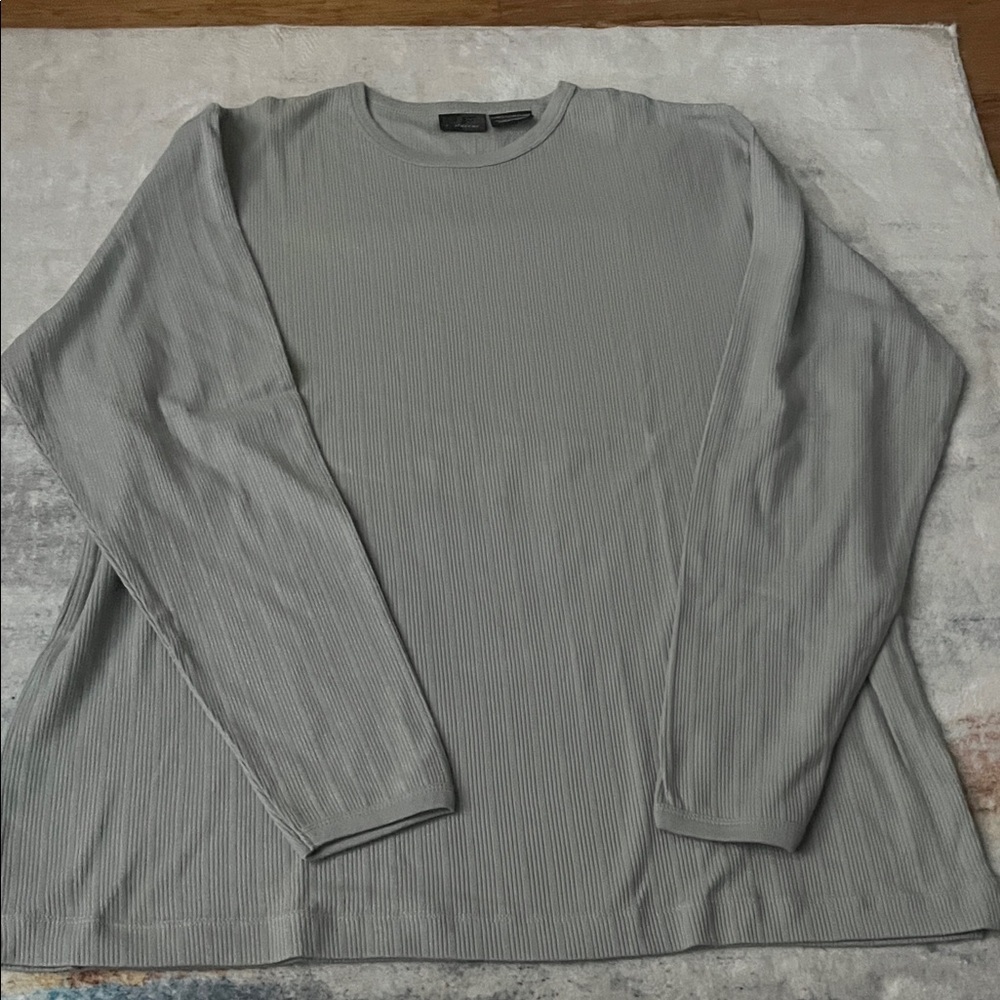 (237)jf j.ferrar Textured Gray Long Sleeve Tee